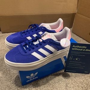 Adidias Gazelle Lucid Blue